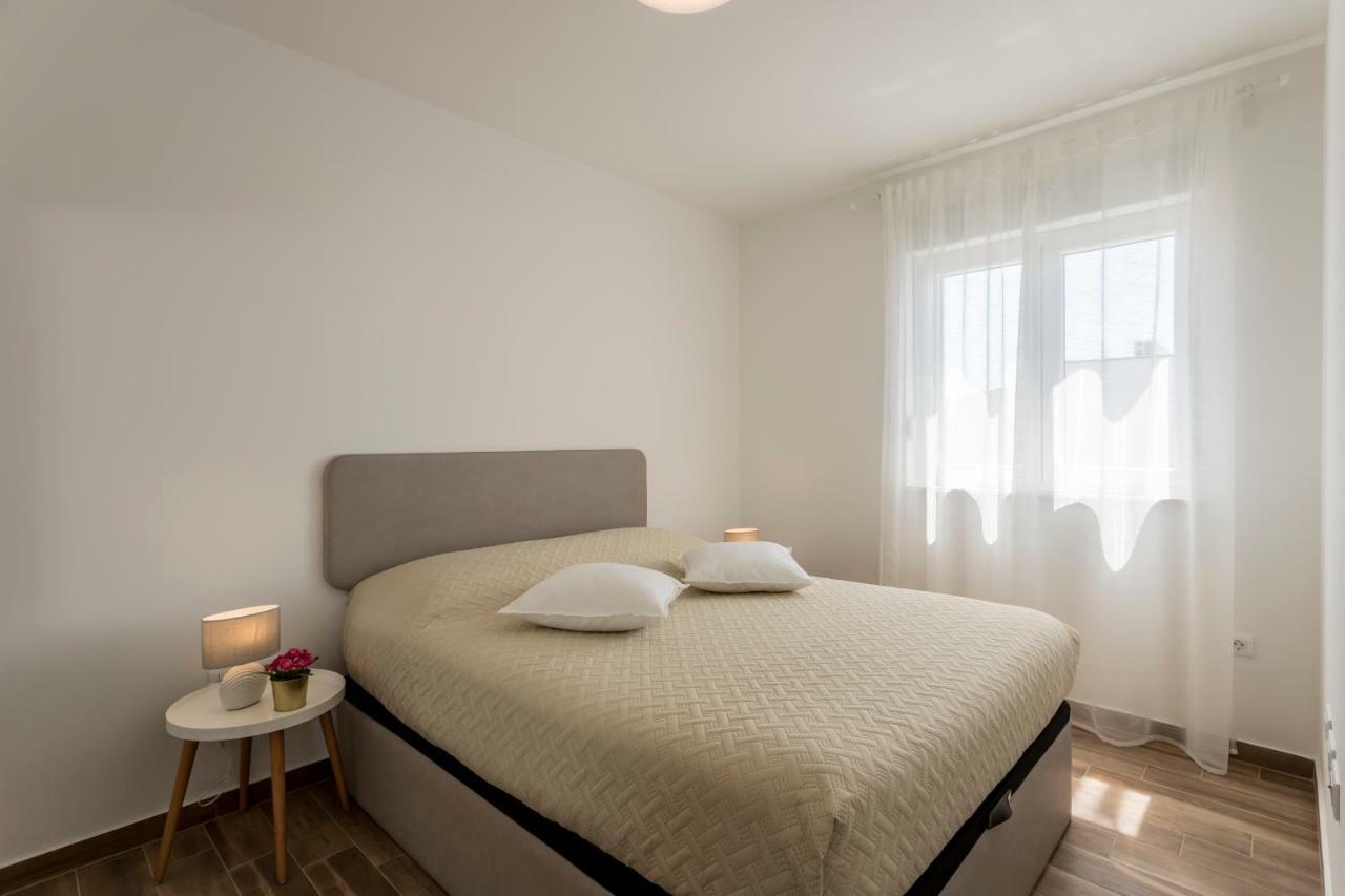 Luxury View Apartments Rogoznica  Eksteriør billede