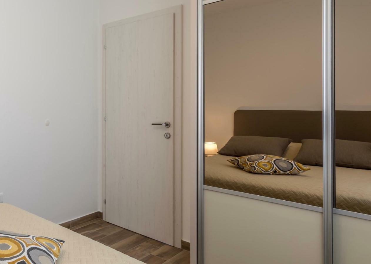 Luxury View Apartments Rogoznica  Eksteriør billede