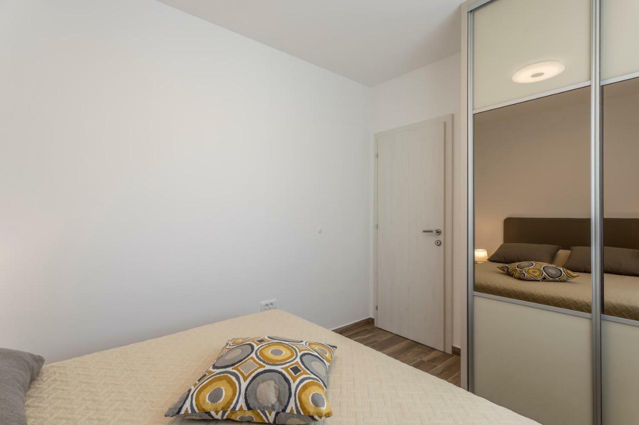 Luxury View Apartments Rogoznica  Eksteriør billede