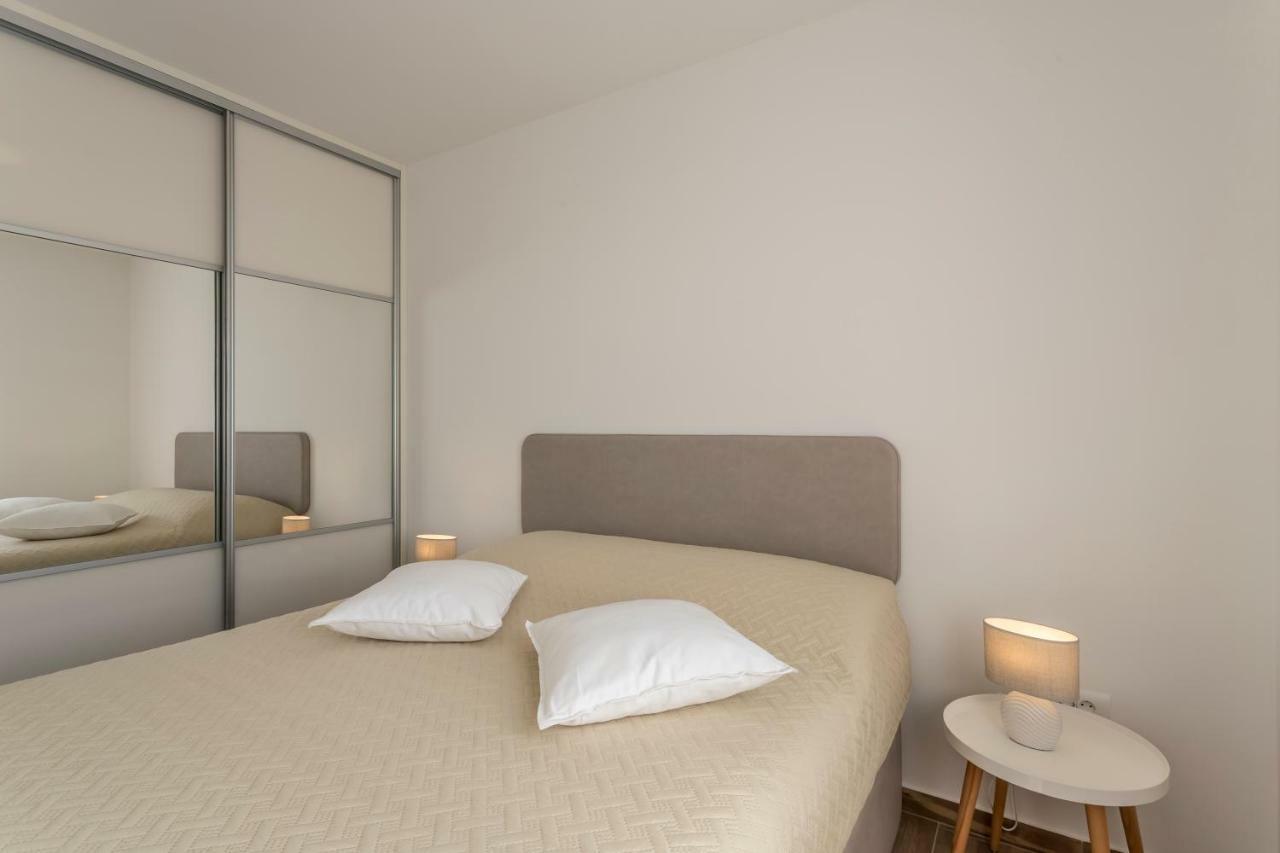 Luxury View Apartments Rogoznica  Eksteriør billede